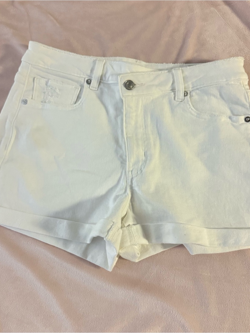 American Eagle White Women’s Denim Shorts - Classic Summer Staple